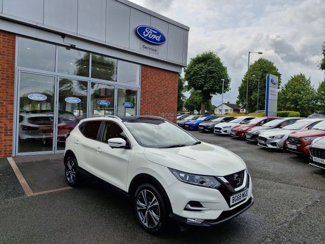 2018 (68) Nissan Qashqai 1.3 DIG-T N-Connecta SUV 5dr Petrol Manual Euro 6 (s/s) (140 ps)