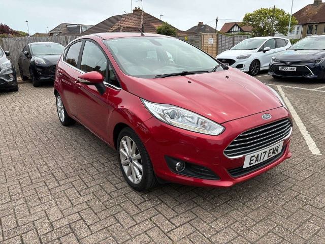 2017 (17) Ford Fiesta 1.6 Titanium Hatchback 5dr Petrol Powershift Automatic Euro 6 (105 ps)