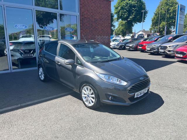 2016 (16) Ford Fiesta 1.0T EcoBoost Titanium Hatchback 5dr Petrol Powershift Euro 6 (100 ps)