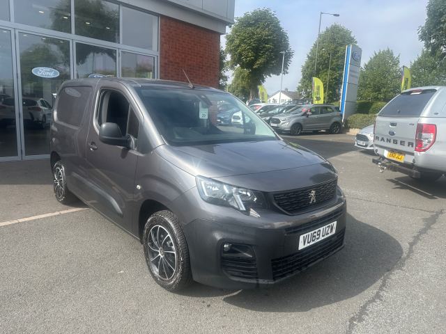 2019 (69) Peugeot Partner 1.5 BlueHDi 1000 Professional Standard Panel Van 5dr Diesel Automatic EAT8 SWB Euro 6 (s/s) (130 bhp)
