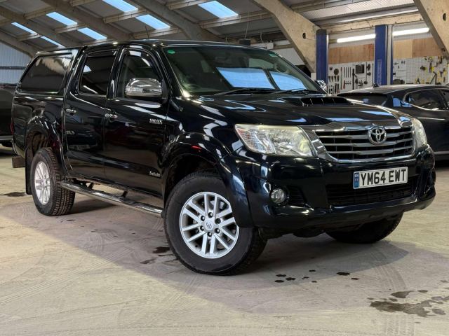 2015 (64) Toyota Hilux 3.0 D-4D Invincible Pickup Double Cab 4dr Diesel Manual 4WD Euro 5 (171 ps)