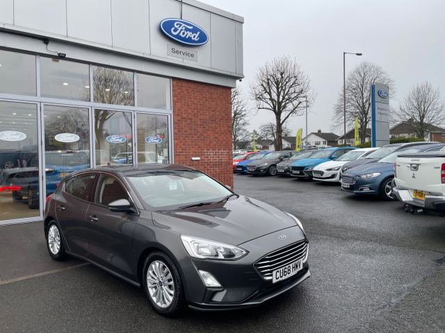 2018 (68) Ford Focus 1.0T EcoBoost Titanium Hatchback 5dr Petrol Manual Euro 6 (s/s) (125 ps)