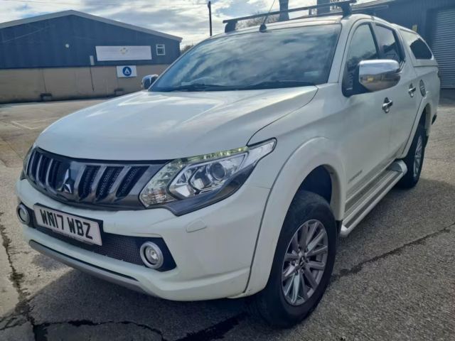 2017 (17) Mitsubishi L200 2.4 DI-D DC Barbarian Pickup Double Cab 4dr Diesel Auto 4WD Euro 6 (178 ps)