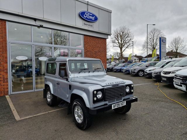 2009 (09) Land Rover Defender 90 2.4 TDCi County Station Wagon 3dr Diesel Manual 4WD SWB Euro 4 (122 bhp)
