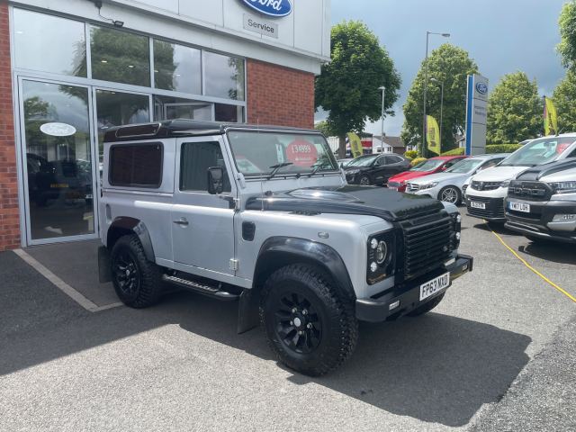 2013 (63) Land Rover Defender 90 2.2 TDCi XS Station Wagon Double Cab 3dr Diesel Manual 4WD SWB Euro 5 (122 ps)