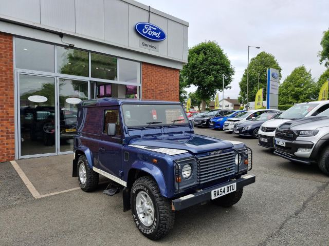 2004 (54) Land Rover Defender 90 2.5 TD5 County Hard Top SUV 3dr Diesel Manual SWB (282 g/km, 120 bhp)