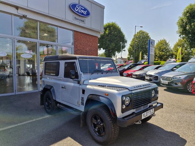 2007 (07) Land Rover Defender 90 2.4 TDCi Hard Top SUV 3dr Diesel Manual 4WD SWB Euro 4 (122 bhp)